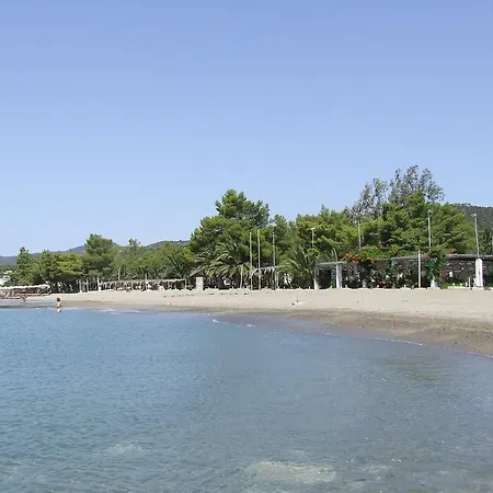 Ktima Develekou Pigadhia (Argolis)