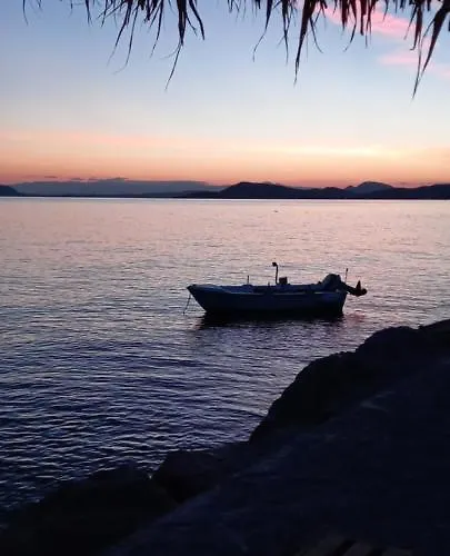 Ktima Develekou * Pigadhia (Argolis)